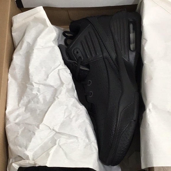 🆕 JORDAN Boys Max Aura 5 GS Classic Sneakers Black/Anthracite/Black - Picture 15 of 15